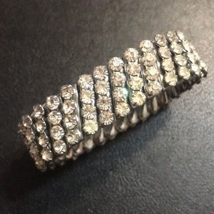 Rhinestone stretch bracelet